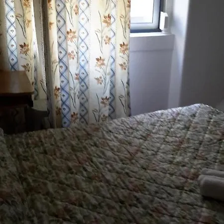 Perola Da Baixa Гостевой дом 2*