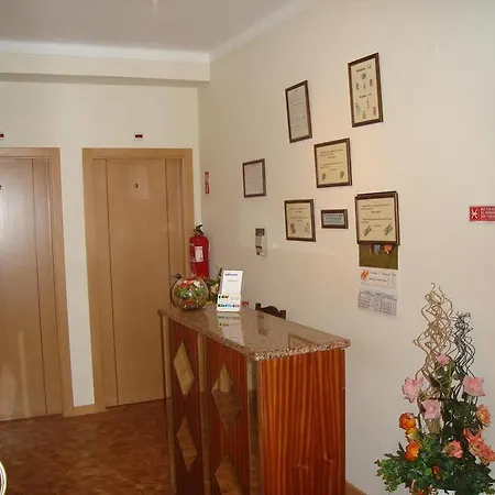 Гостевой дом Perola Da Baixa 2*